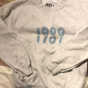 Taylor Swift Gray Crewneck Sweater with Blue and Gold 1989 Design